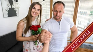 Karı Koca Üvey Kızlarını Aralarına Aldı Türkçe Altyazılı Porno