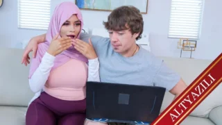 Tombul Memeli Üvey Anneme Bacak Omuz Yaptım